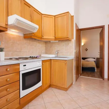 公寓 Zdravko 3 Fuer 5 Personen By Interhome *