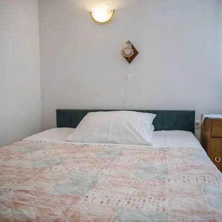 Zdravko 3 Fuer 5 Personen By Interhome Appartamento