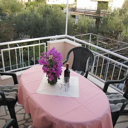 Zdravko 3 Fuer 5 Personen By Interhome Appartamento