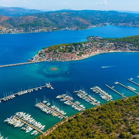 公寓 Zdravko 3 Fuer 5 Personen By Interhome 罗戈兹尼察